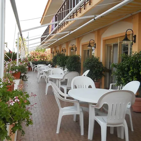 فندق Harmony 3*